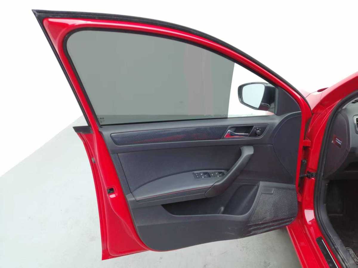 Skoda Rapid Spaceback 2016 immagine di auto #16