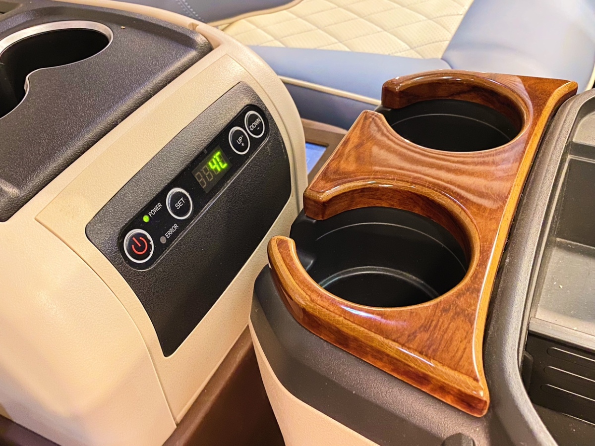 Ford 2019 #16 Ford 2019 car image #16