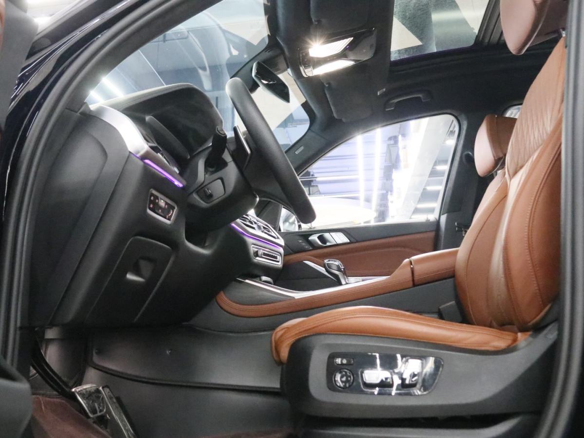 BMW X7 2022 immagine di auto #16