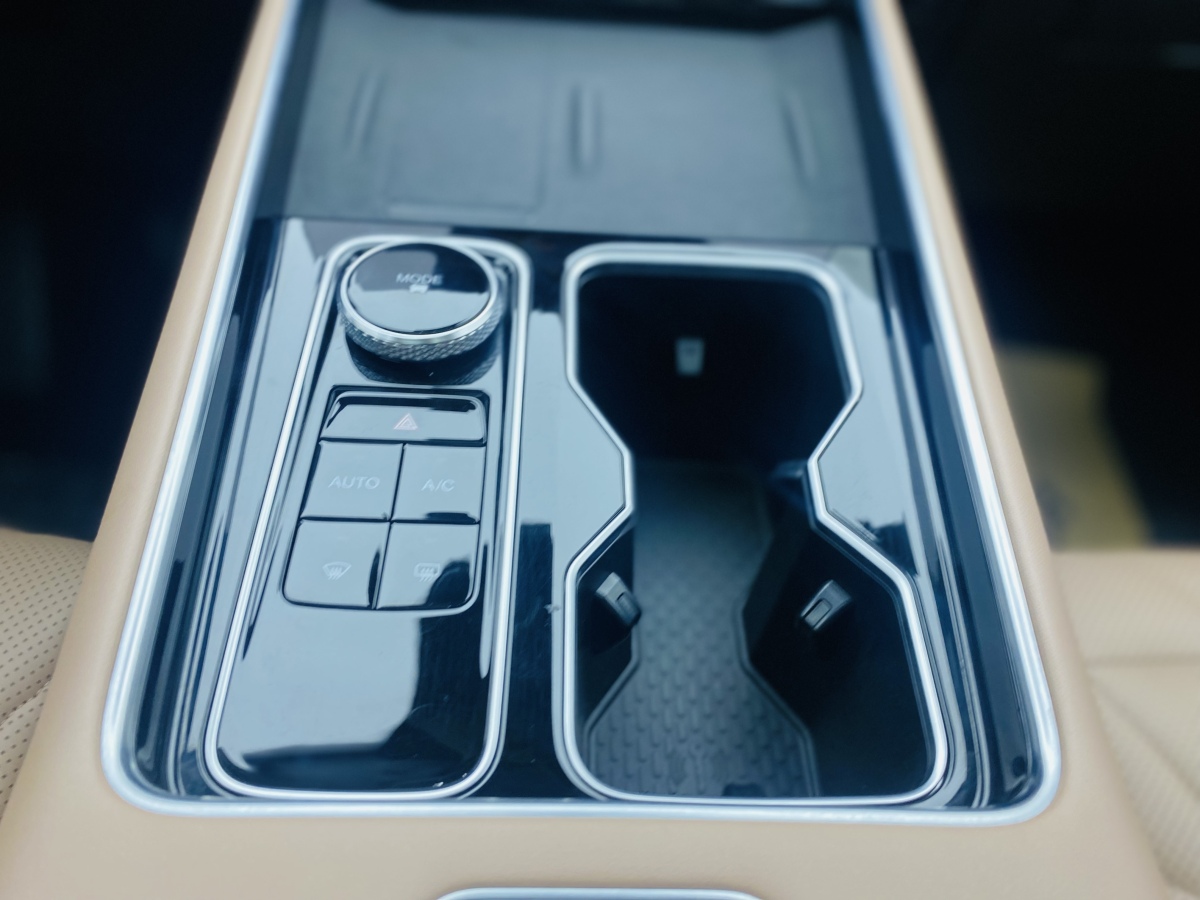 Chery Tiggo8L 2024 car image #16