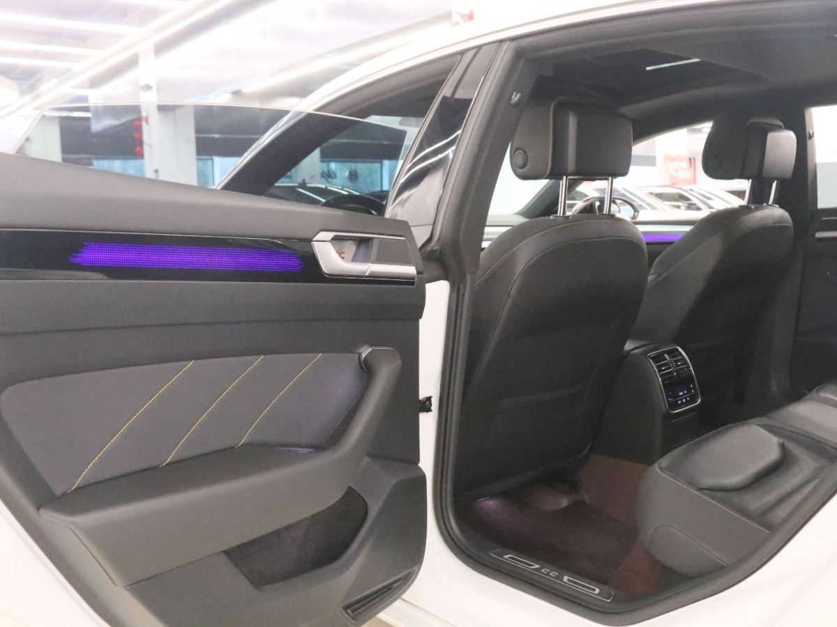 Volkswagen CC (FAW-Volkswagen) 2024 изображение автомобиля #16