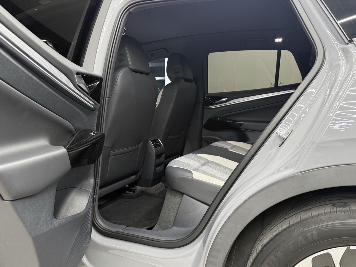 Volkswagen ID.4 Crozz 2023 immagine di auto #16