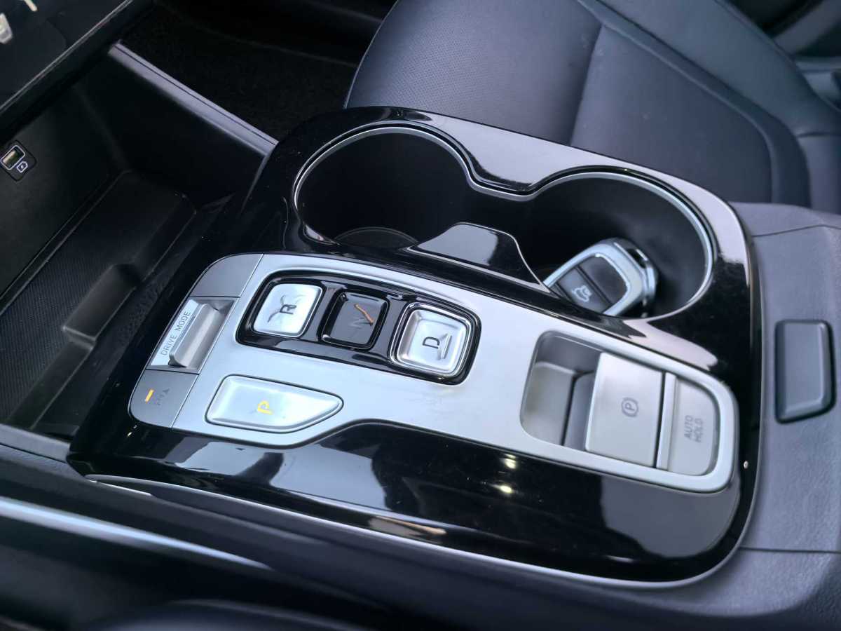 Hyundai Tucson 2021 car image #16