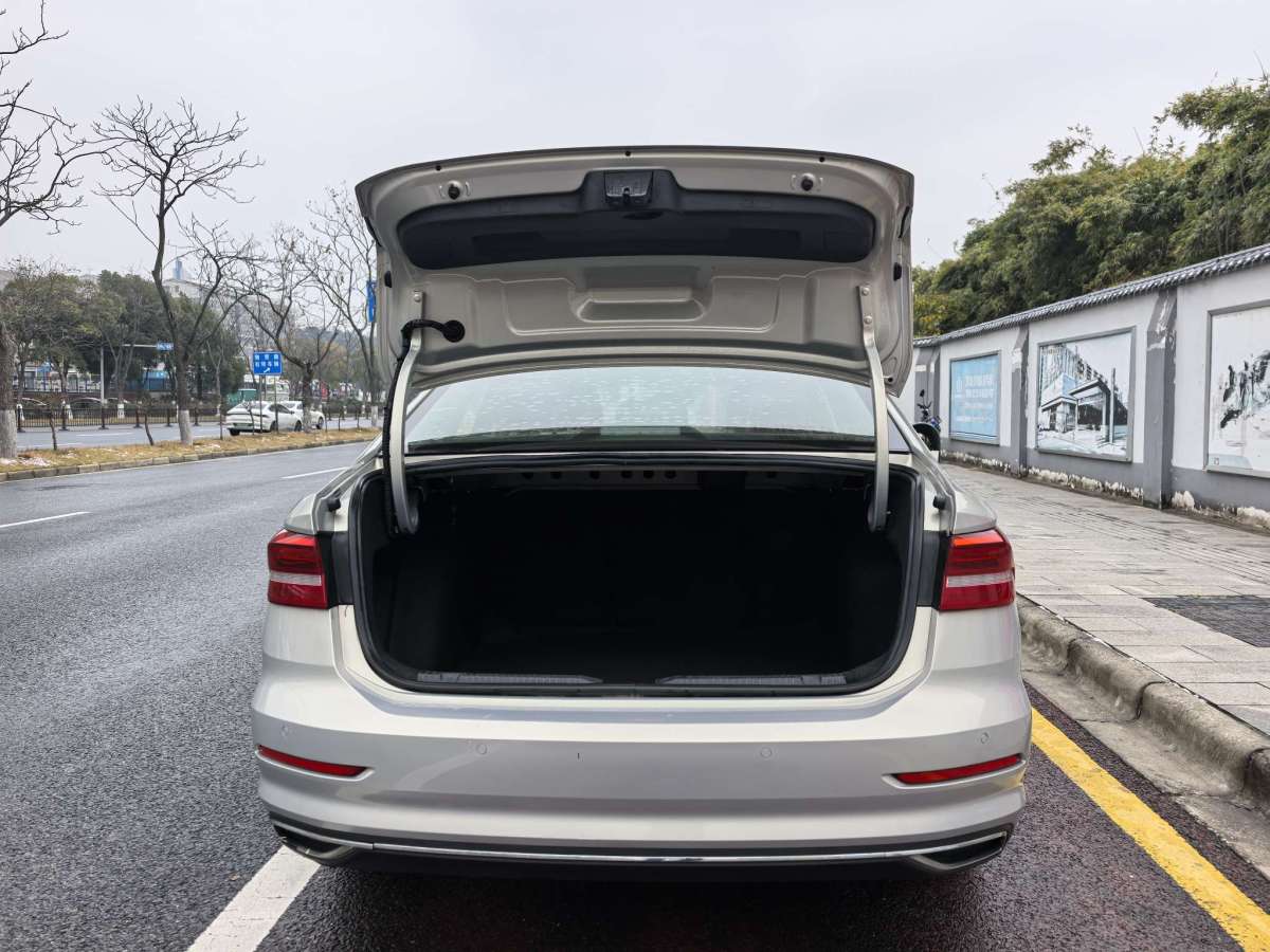Volkswagen Lavida 2019 #16 Volkswagen Lavida 2019 car image #16