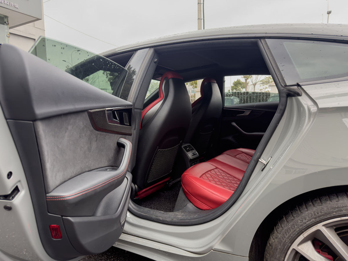 Audi S5 2022 car image #16