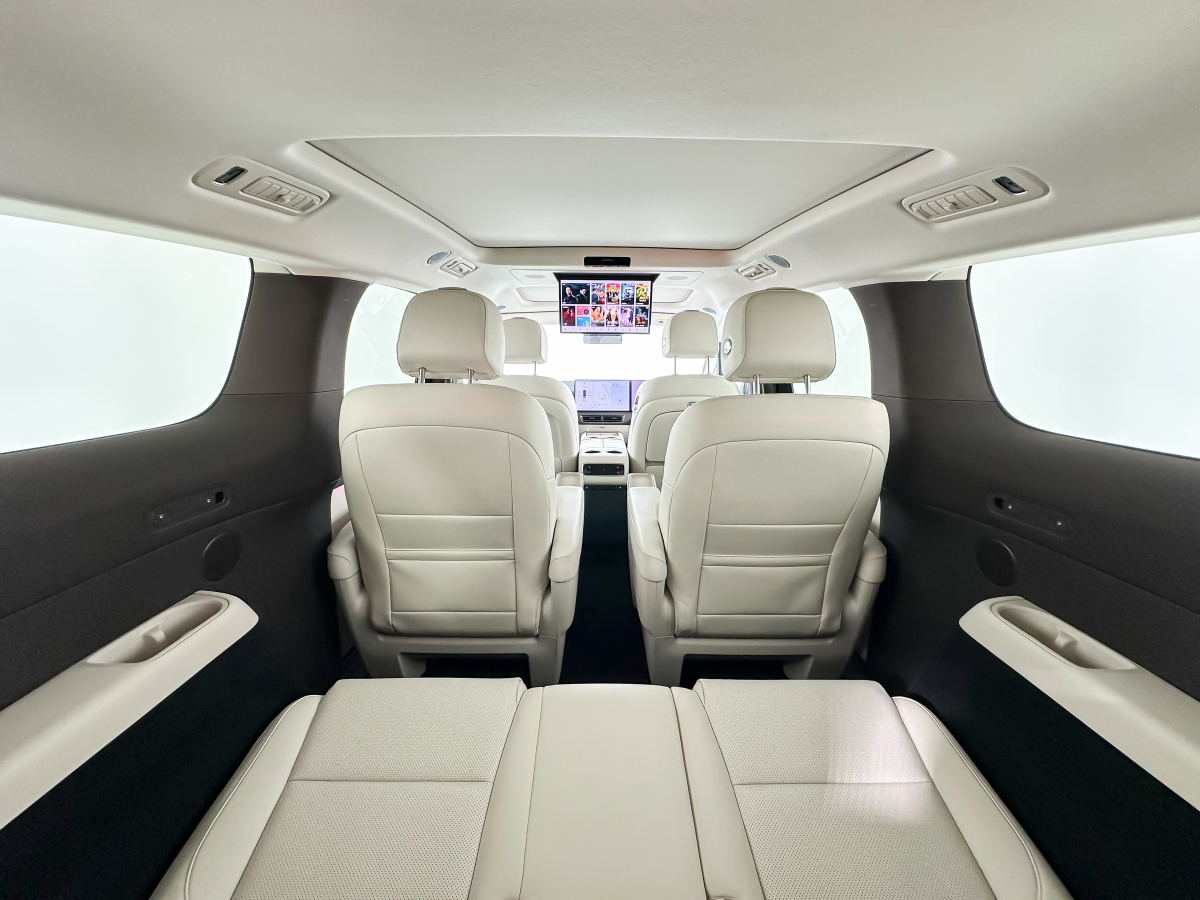 理想汽车 理想MEGA 2024 汽车图片 #16