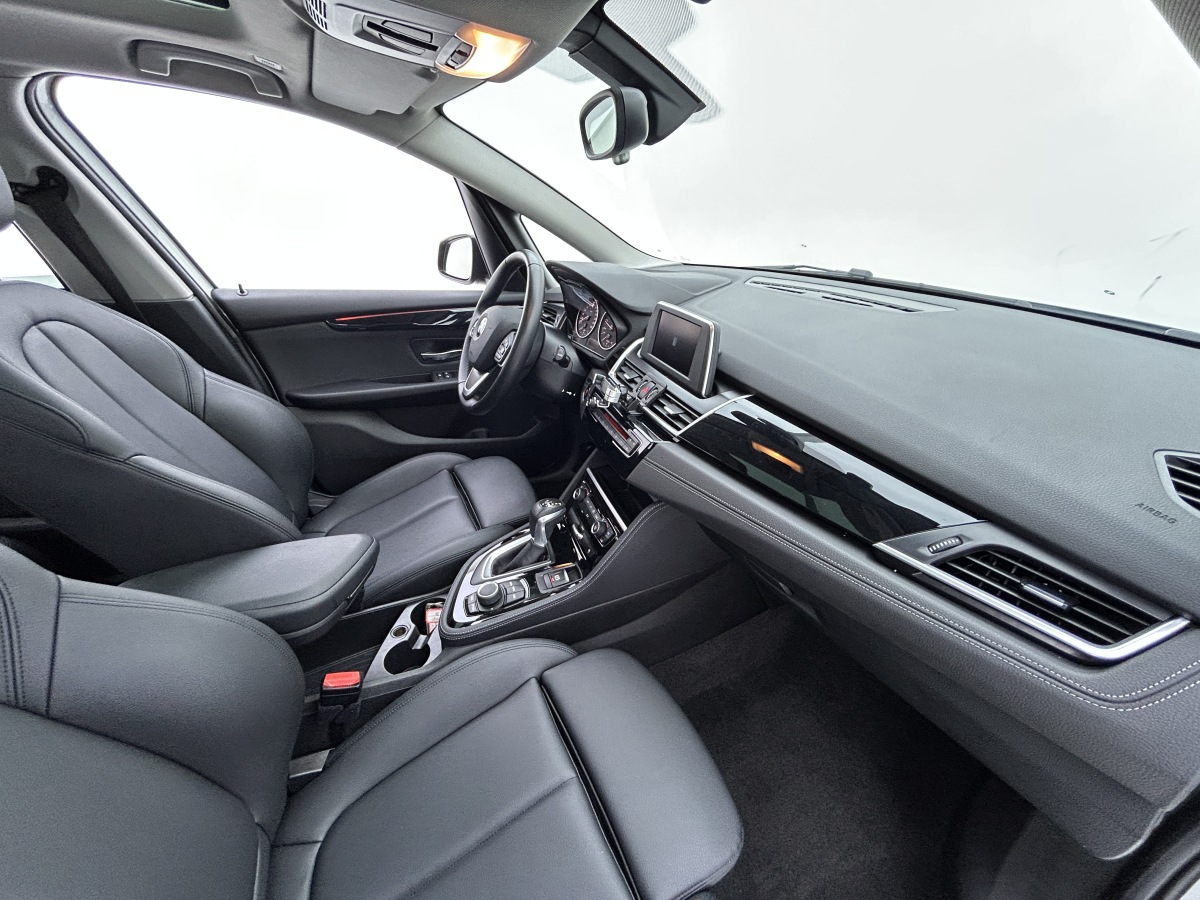 BMW 2 Series Tourer 2017 #16 BMW 2 Series Tourer 2017 car image #16