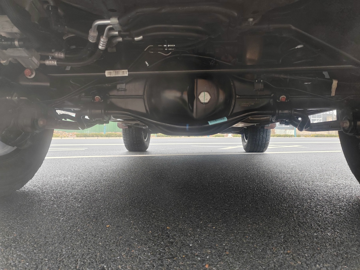 Tank 400 New Energy 2025 car image #16