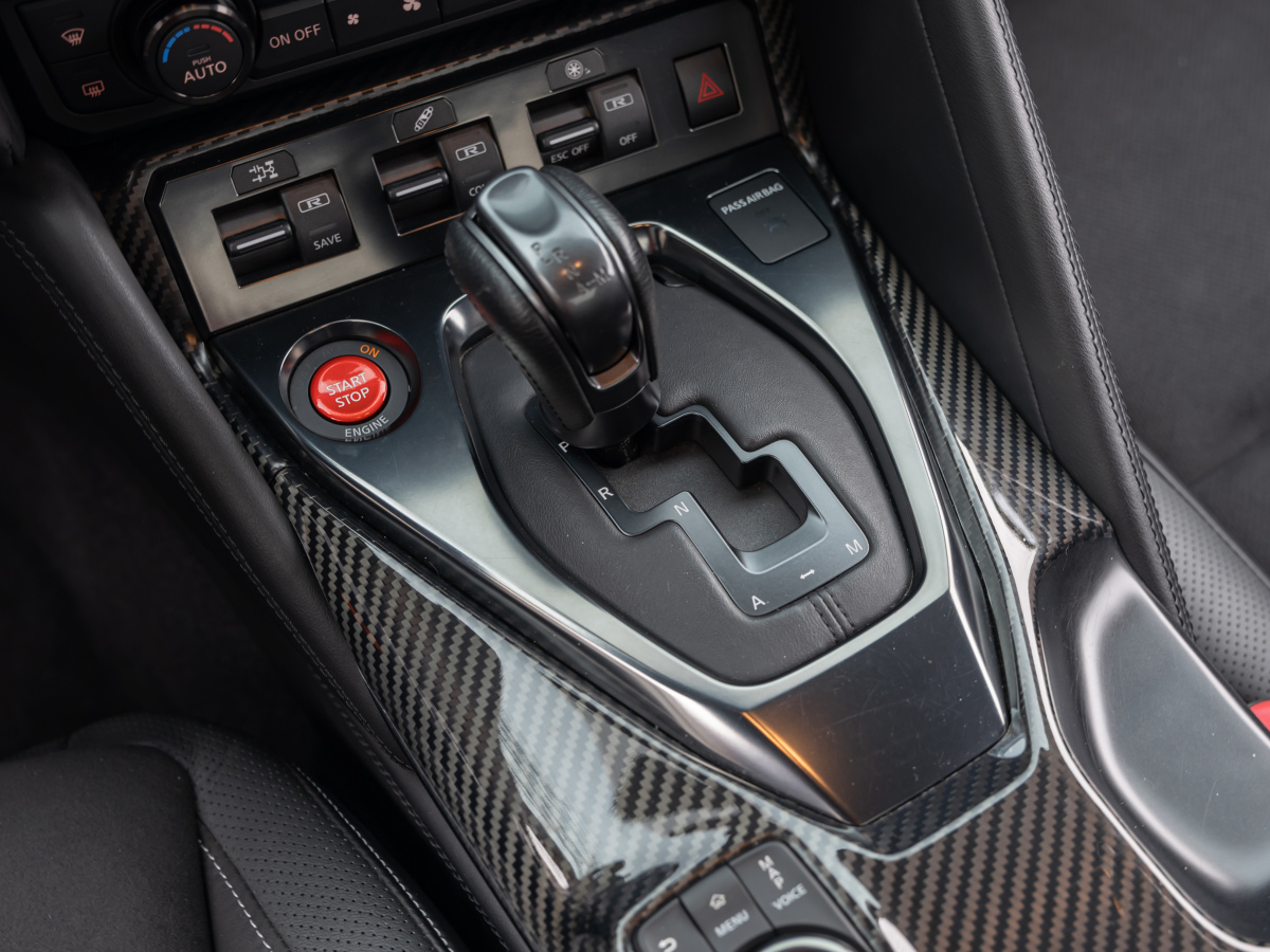 日产 日产GT-R 2018 汽车图片 #16