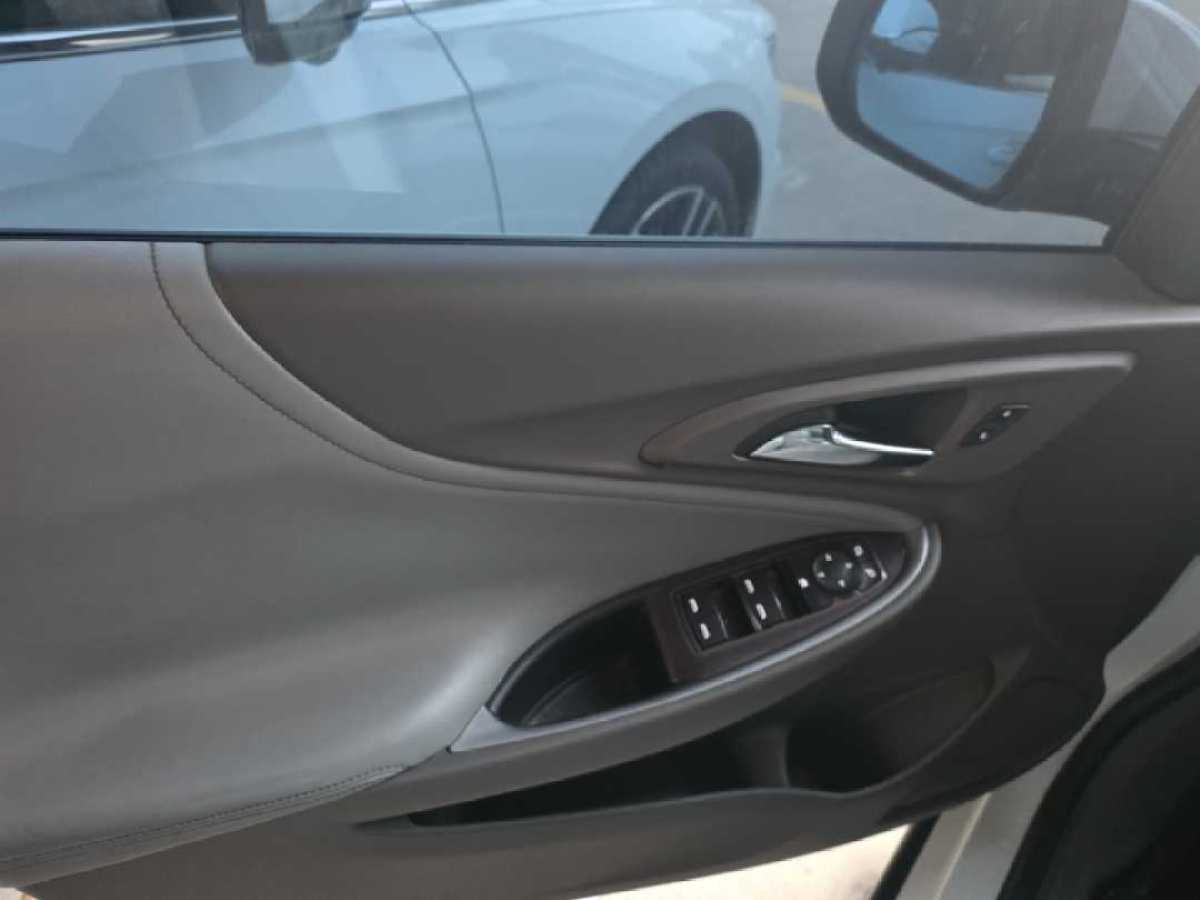 Chevrolet Malibu XL 2018 car image #16