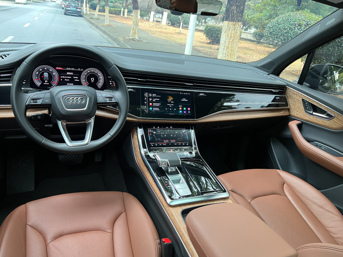 Audi Q7 2023 #16 Audi Q7 2023 car image #16