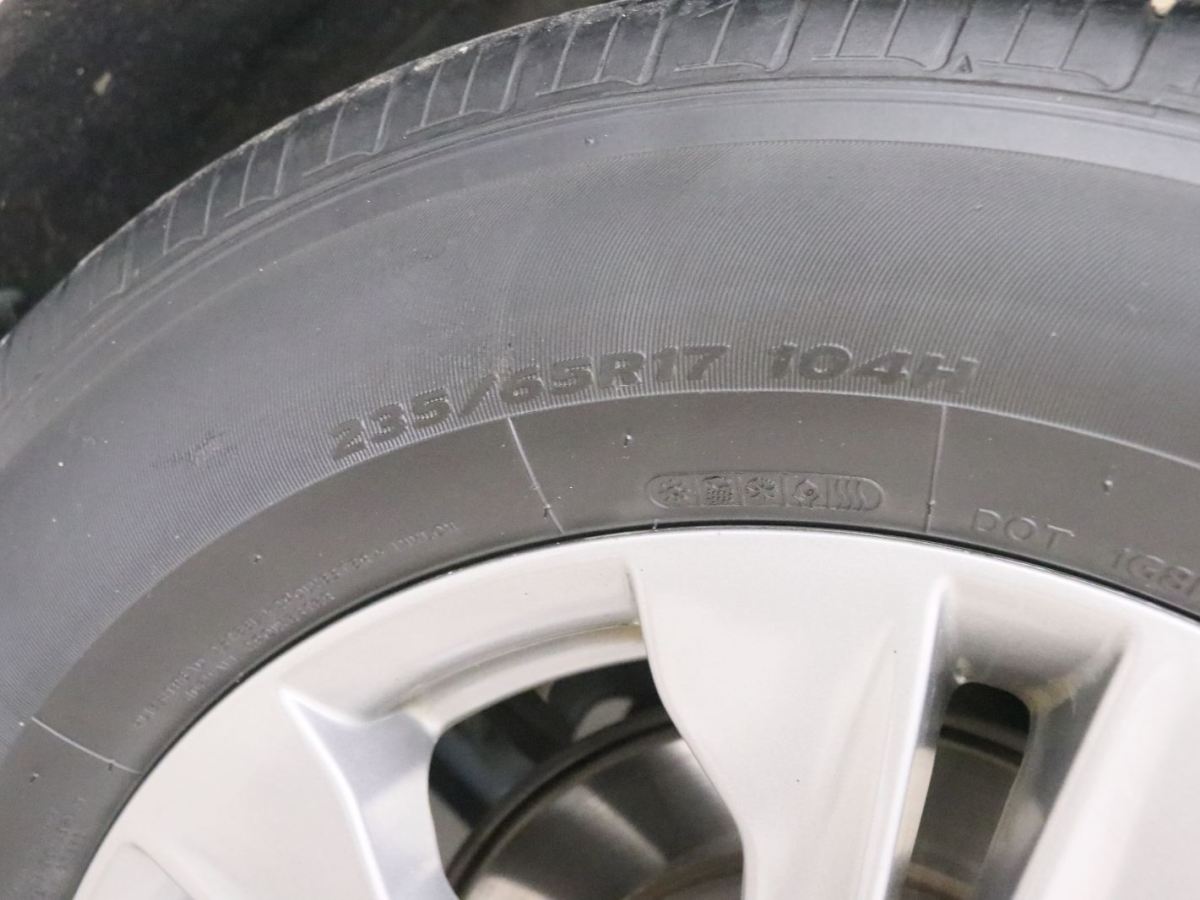 Hyundai Santa Fe 2015 car image #16