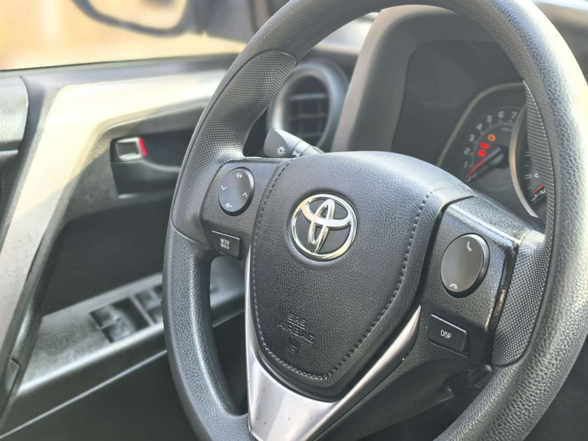 Toyota RAV4 2019 #16 Toyota RAV4 2019 car image #16