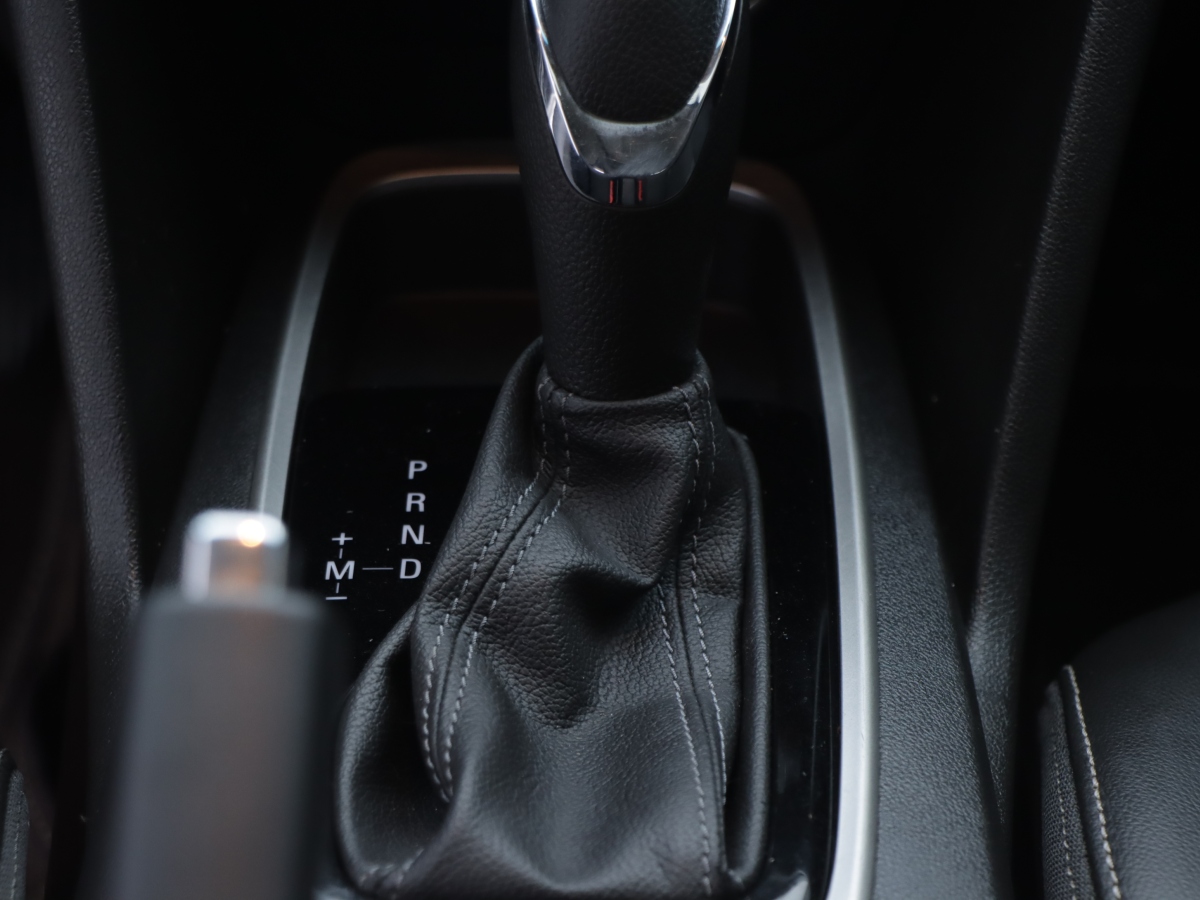 Chevrolet Cavalier 2017 صورة سيارة #16