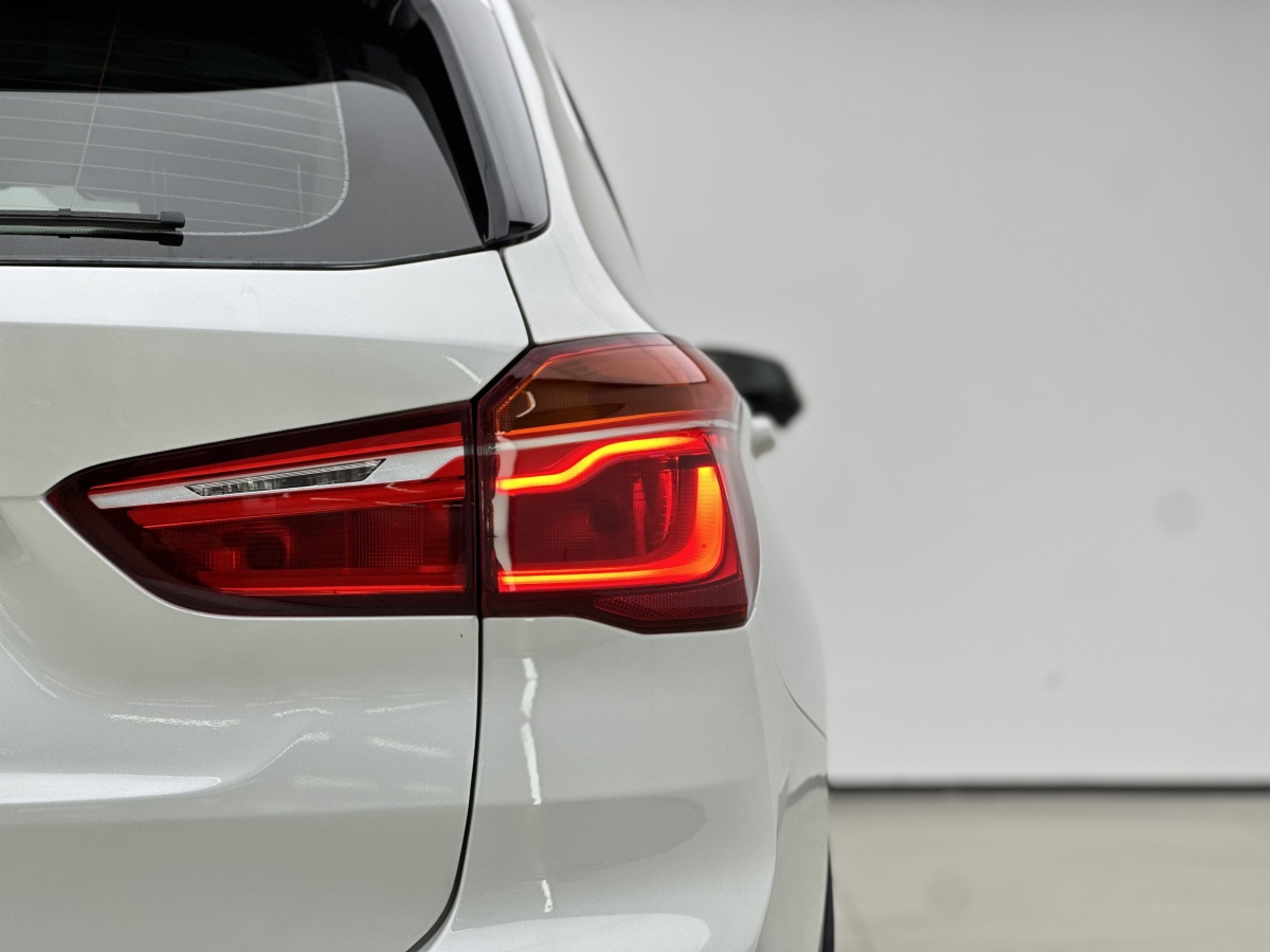 BMW X1 2017 car image #16