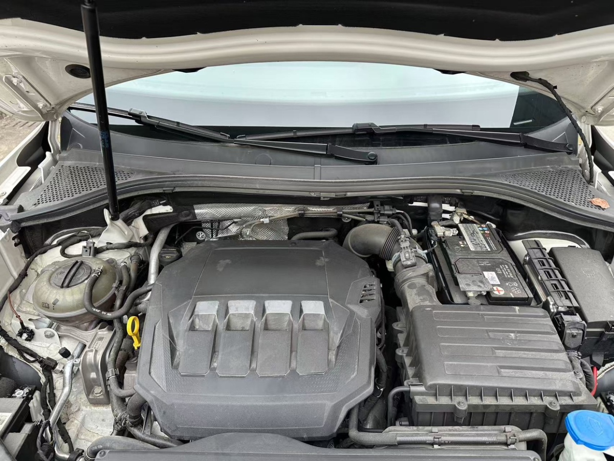 Volkswagen Tiguan L 2022 #16 Volkswagen Tiguan L 2022 car image #16