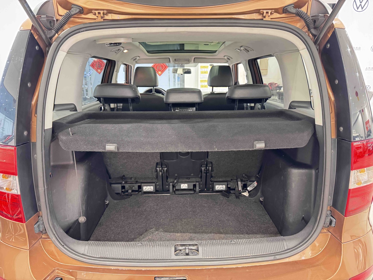 Skoda Yeti 2015 car image #16