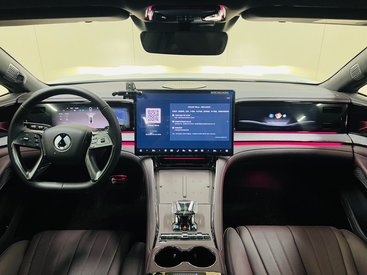 Denza Z9GT 2024 car image #16