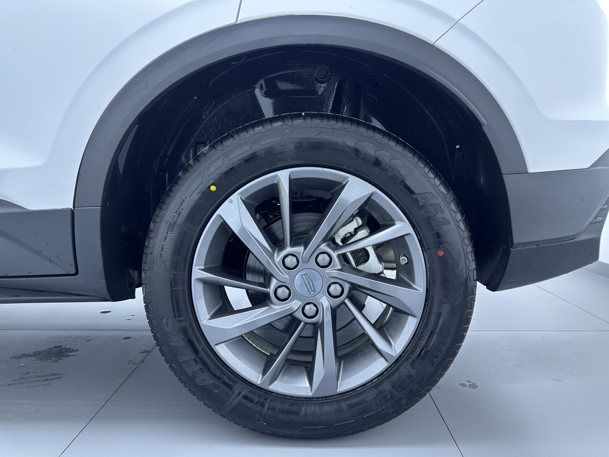 GEELY Coolray 2025 car image #16