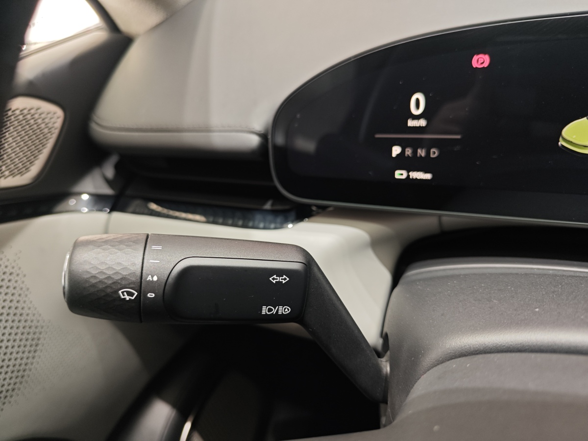 极氪 极氪007 2024 汽车图片 #16