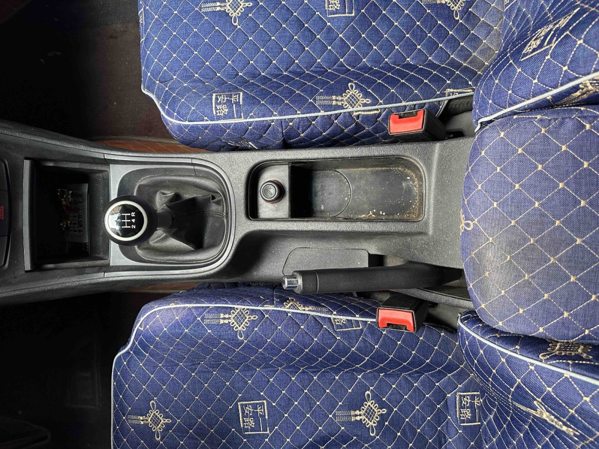 名爵 MG5 2015 汽车图片 #16