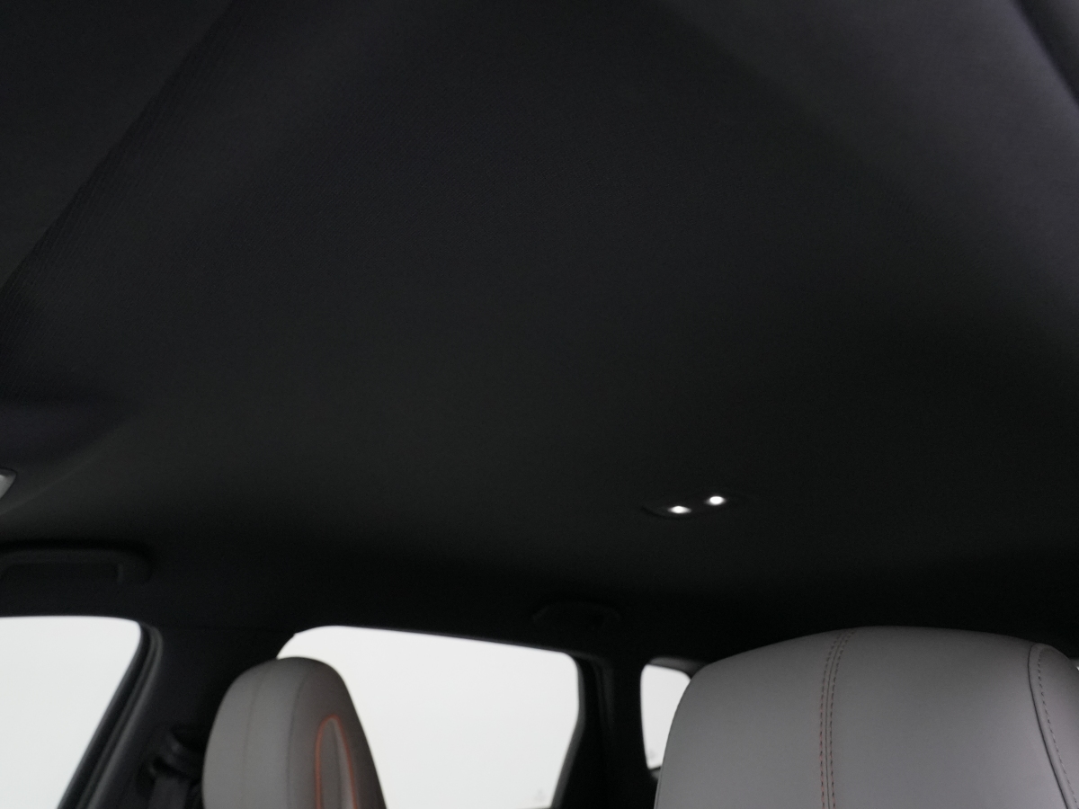 Suzuki Swift 2014 car image #16