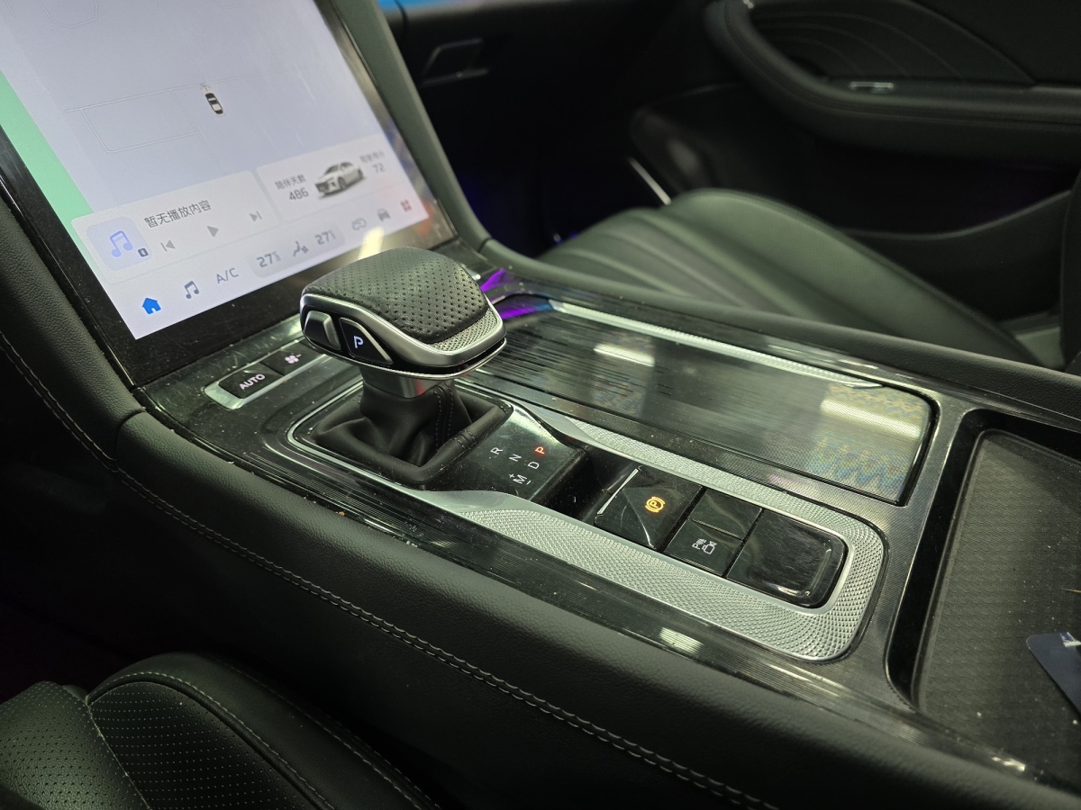 HongQi H5 2024 car image #16