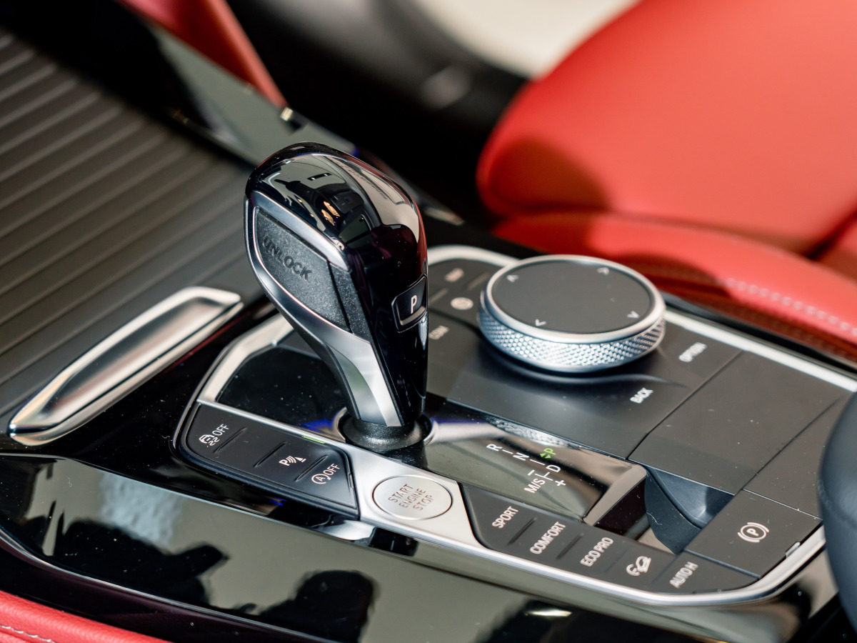 BMW X4 2025 صورة سيارة #16