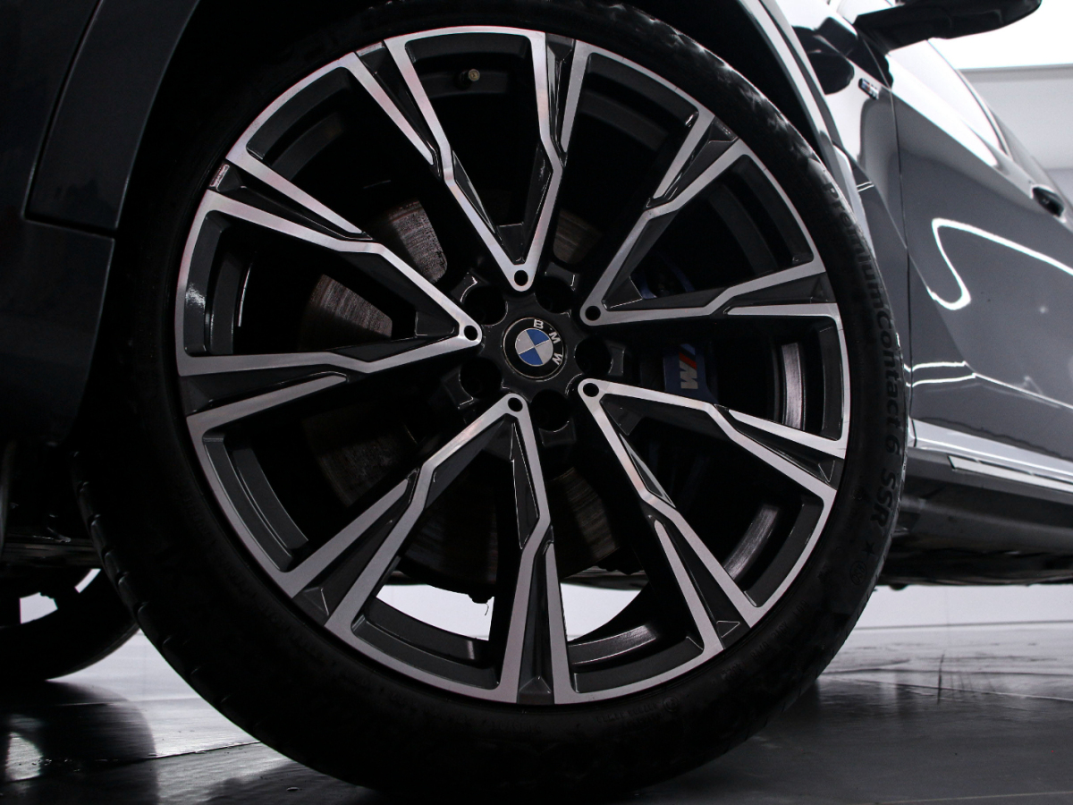 BMW X7 2020 immagine di auto #16