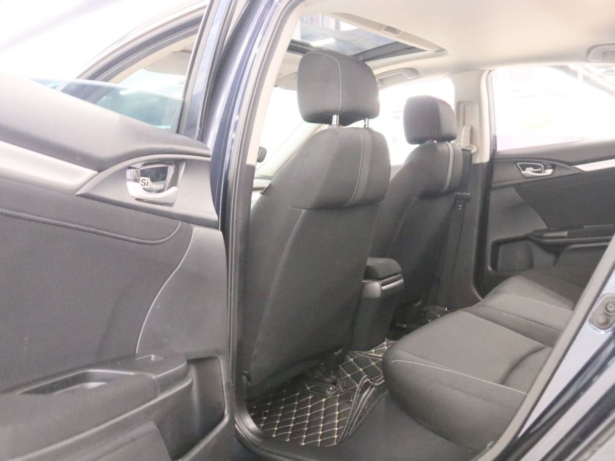 Honda Civic 2017 car image #16