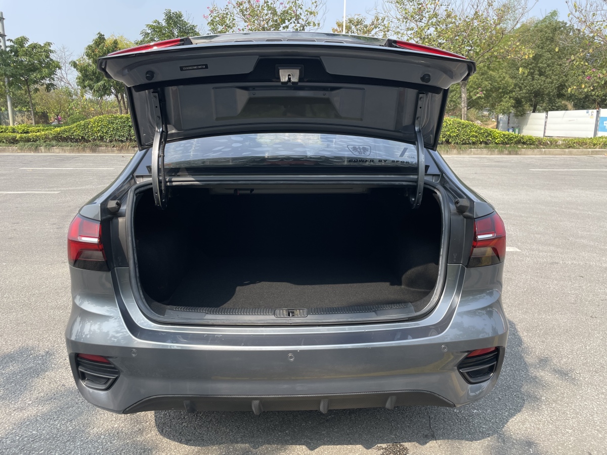 Roewe i5 2021 изображение автомобиля #16