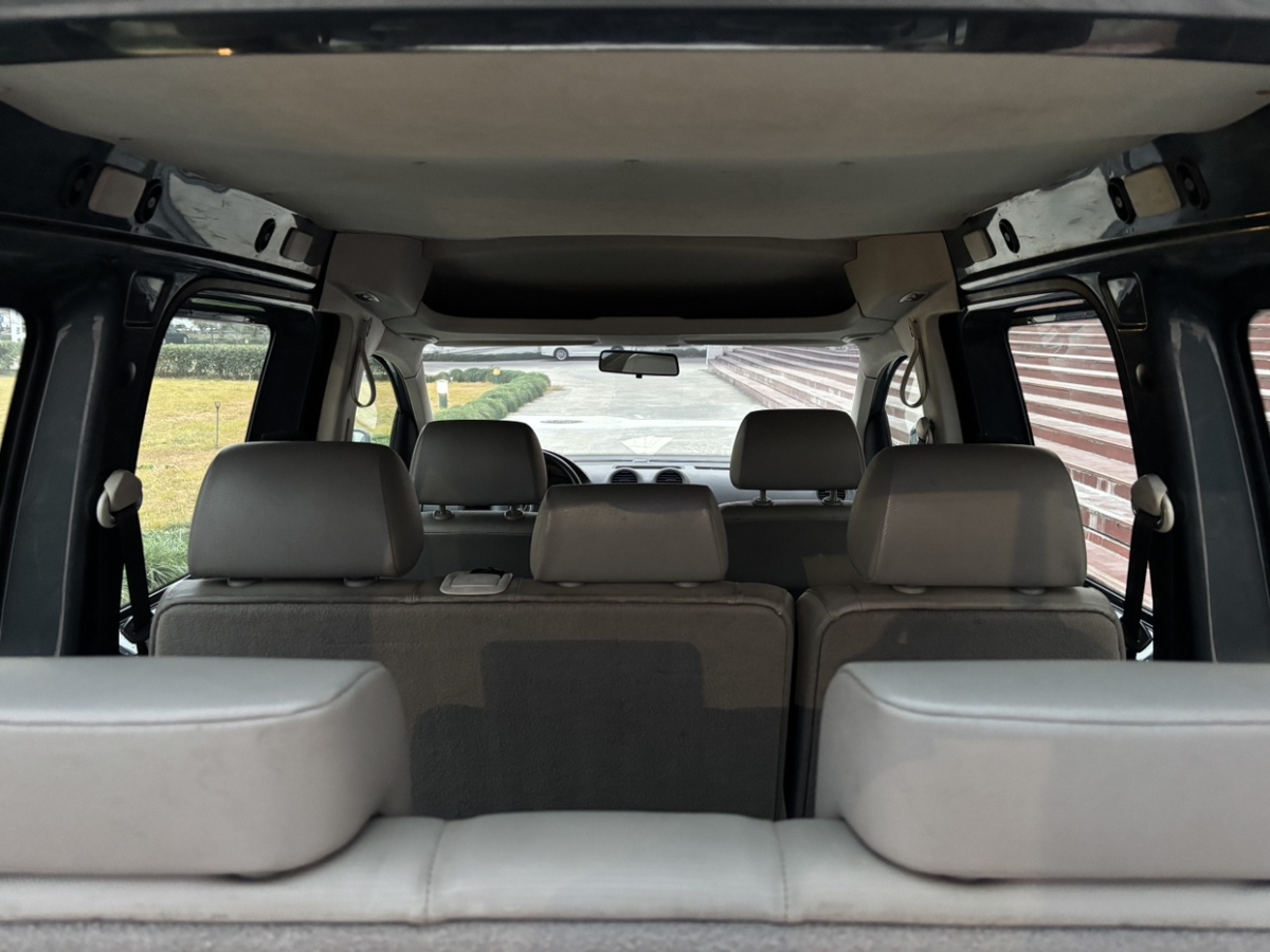 Volkswagen Caddy 2007 صورة سيارة #16