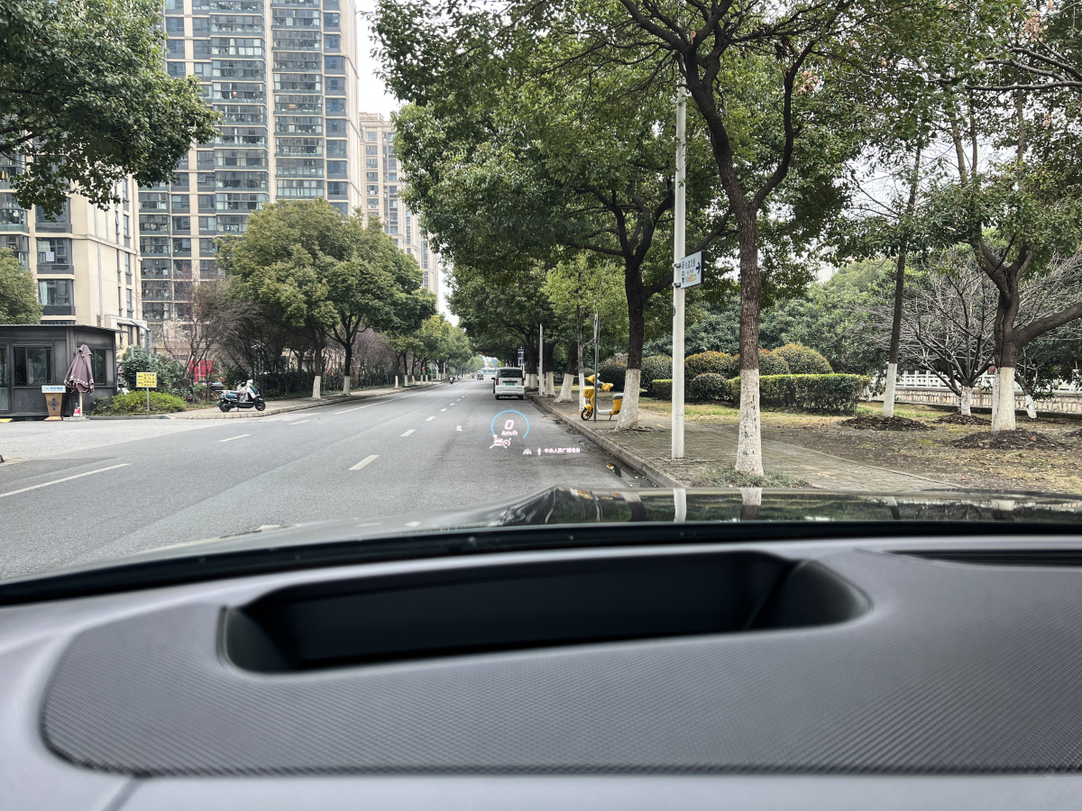 Mercedes-Benz GLS Class 2021 car image #16