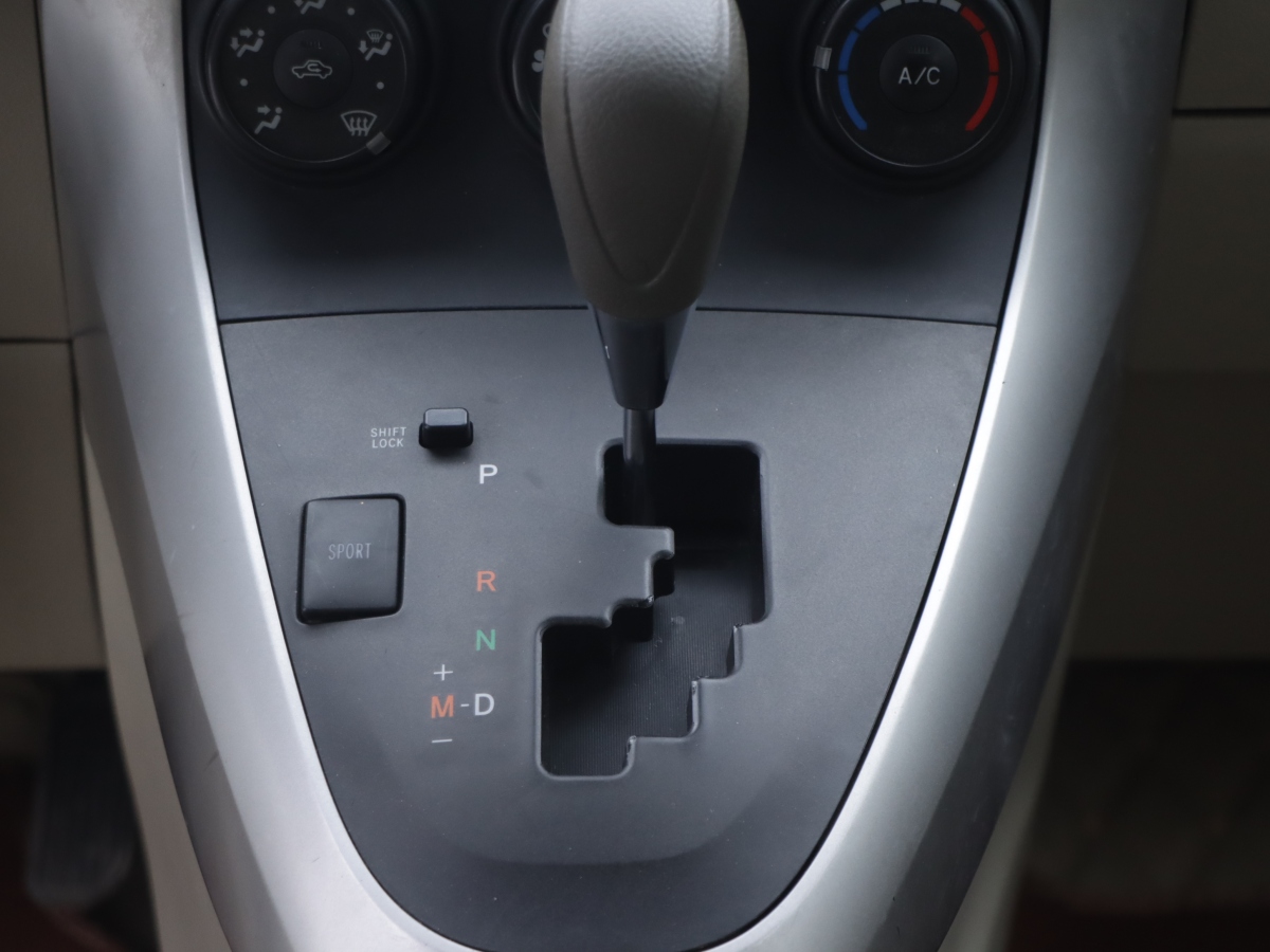 Toyota Verso 2014 car image #16