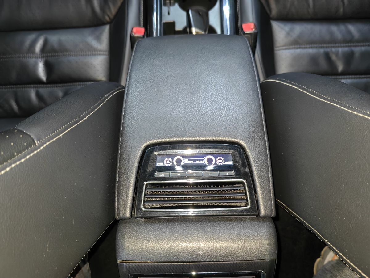 Volkswagen Passat 2018 #16 Volkswagen Passat 2018 car image #16