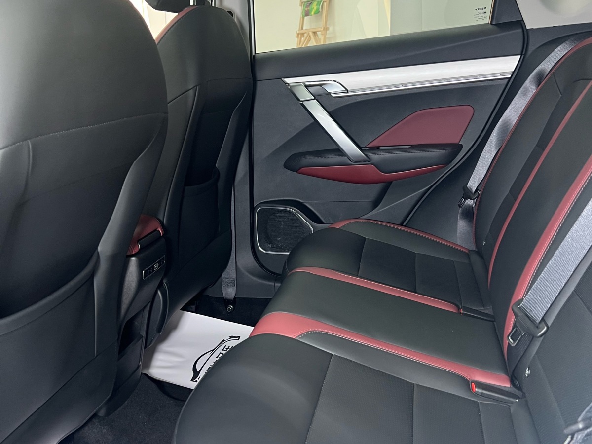 GEELY Coolray 2023 #16 GEELY Coolray 2023 car image #16