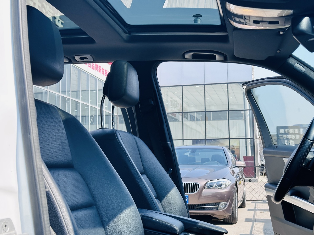 Mercedes-Benz GLK Class 2013 car image #16