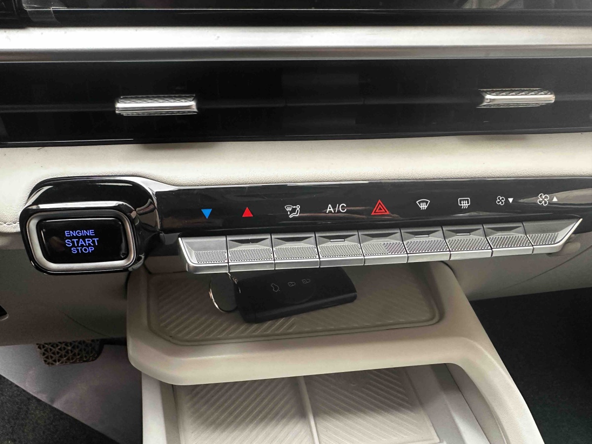 Chery Tiggo 3x 2024 #16 Chery Tiggo 3x 2024 car image #16