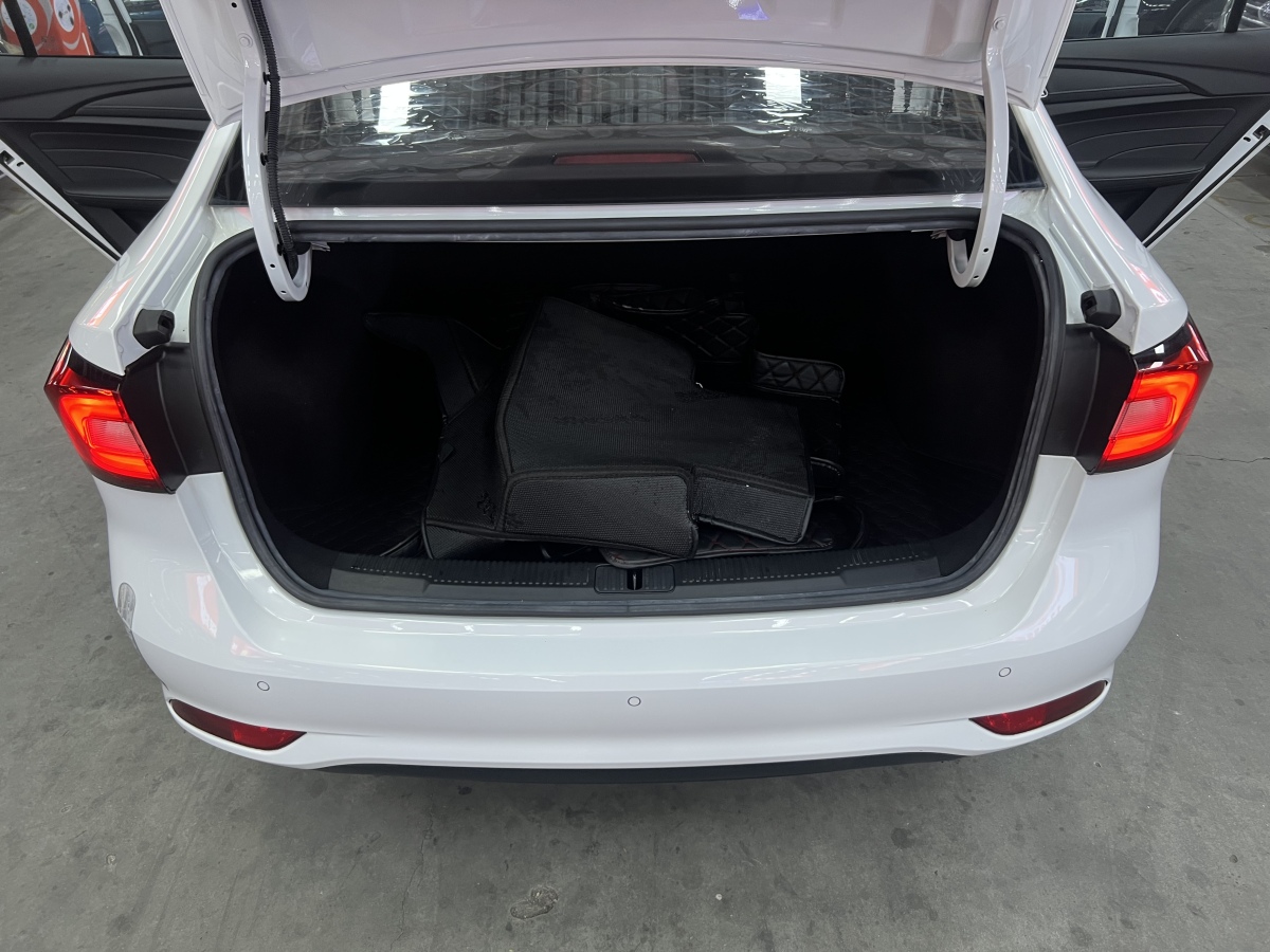 荣威 荣威i5 2020 汽车图片 #16