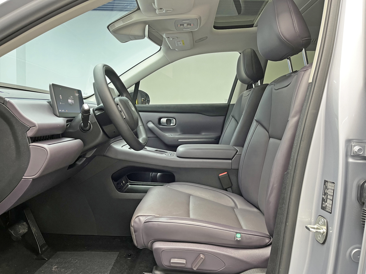 零跑汽车 零跑C16 2025 汽车图片 #16