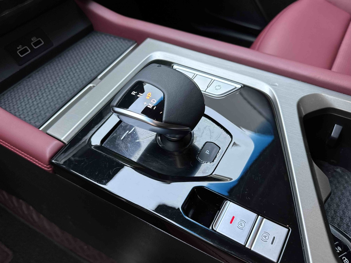 Jetour X70 2025 image de voiture #16