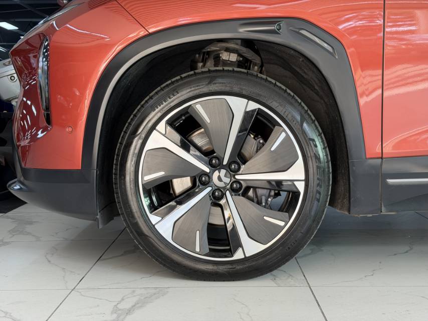 NIO ES7 2022 car image #16