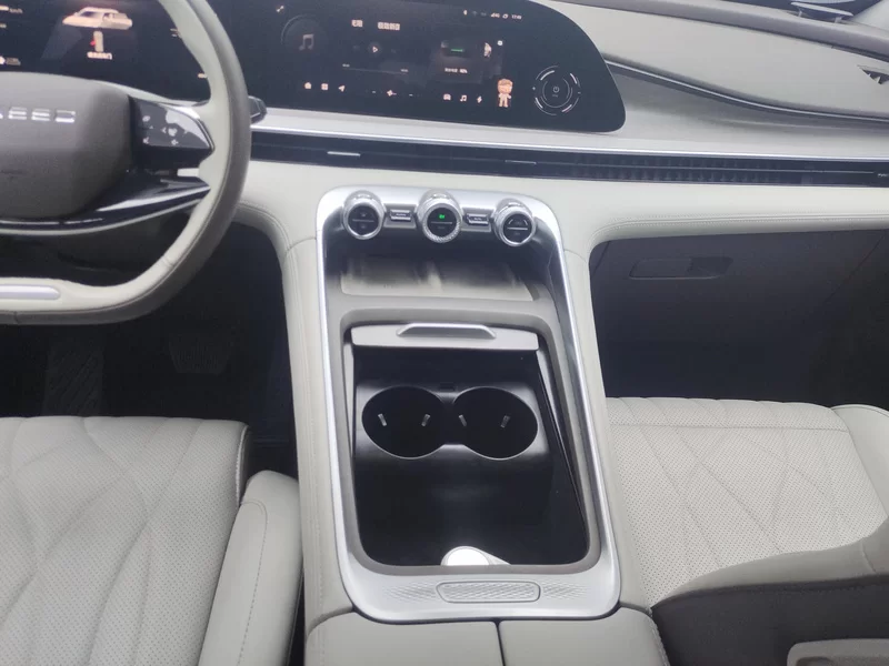 Exceed Yaoguang C-DM 2024 immagine di auto #16