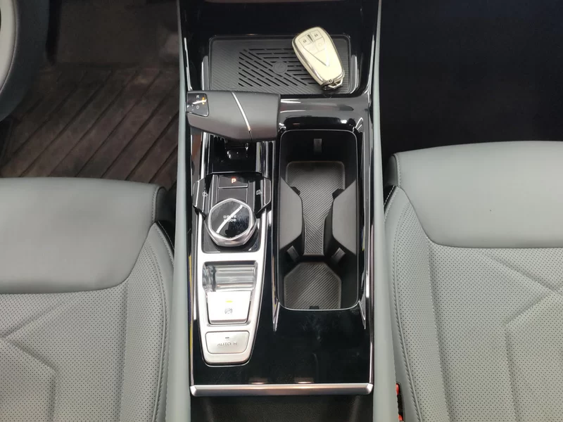 Changan Raeton Plus 2023 car image #16