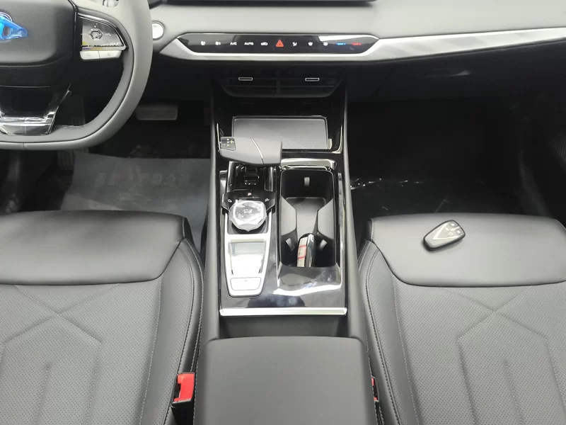 Changan Raeton Plus 2025 car image #16