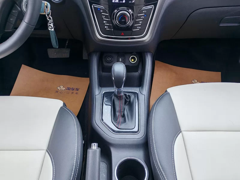 Changan CS35 2018 car image #16