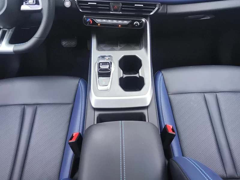 MG GS3 2024 immagine di auto #16