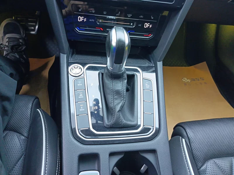 Volkswagen Magotan GTE 2021 car image #16