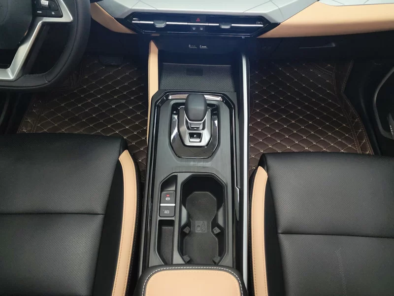 GEELY OkavangoPRO 2024 car image #16