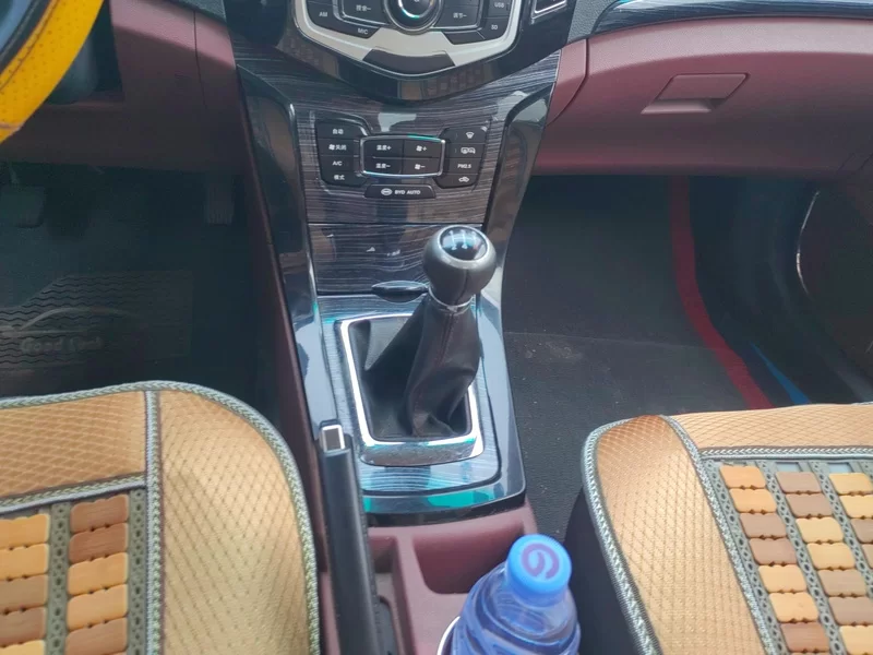 BYD SuRui 2016 #16 BYD SuRui 2016 car image #16